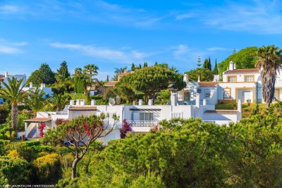 Algarve villas on a hillside amongst mature gardens